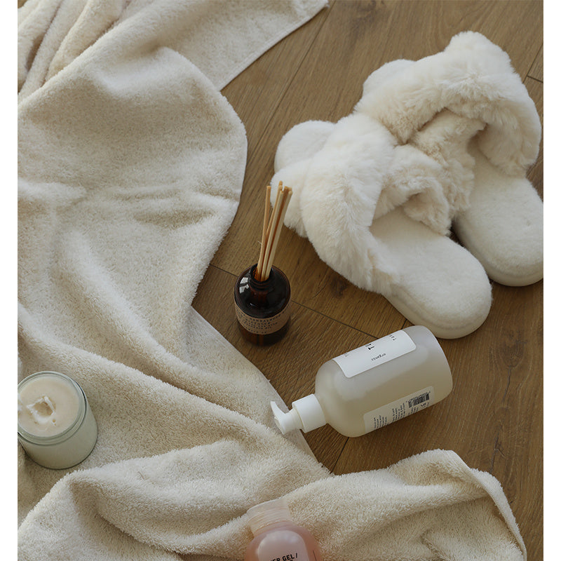 Daisyhome Imitation Rabbit Hair Dew Finger Slippers Women''s Home Shoes Simple Style Can Be Worn In Three Colors